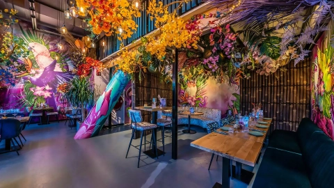 Geluidsinstallatie restaurant By Ami Rotterdam wandmontage CT-AV audiovisuele inrichters beeld licht geluid